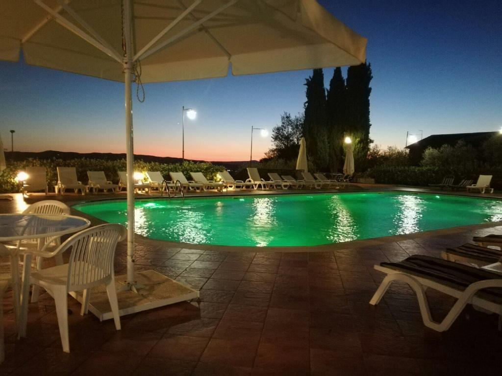 Hotel La Terrazza Restaurant & Spa Assisi Buitenkant foto