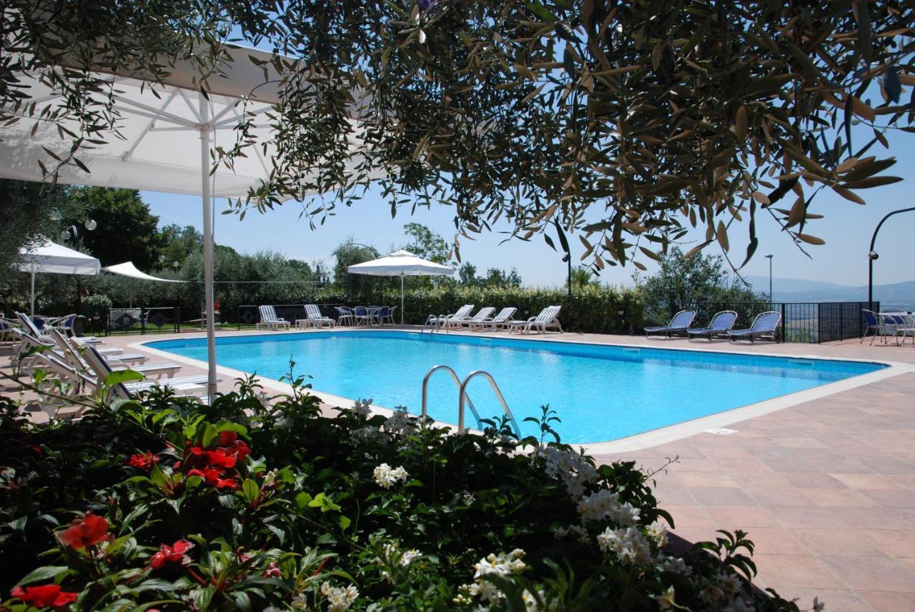 Hotel La Terrazza Restaurant & Spa Assisi Buitenkant foto